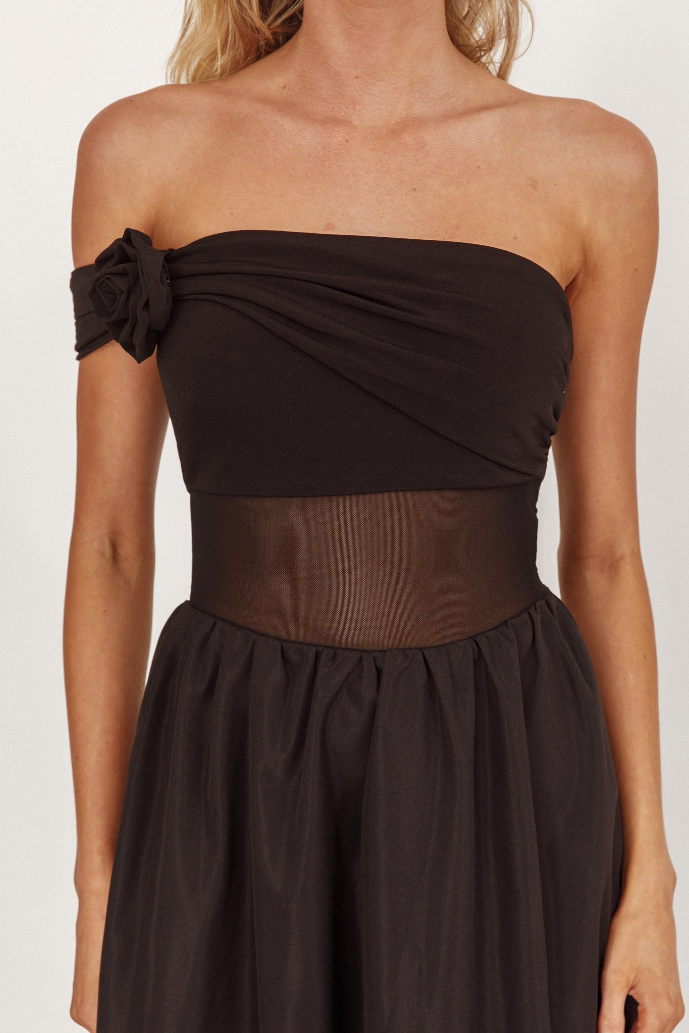 Uma One Sleeve Sheer Waist Midi Dress Black