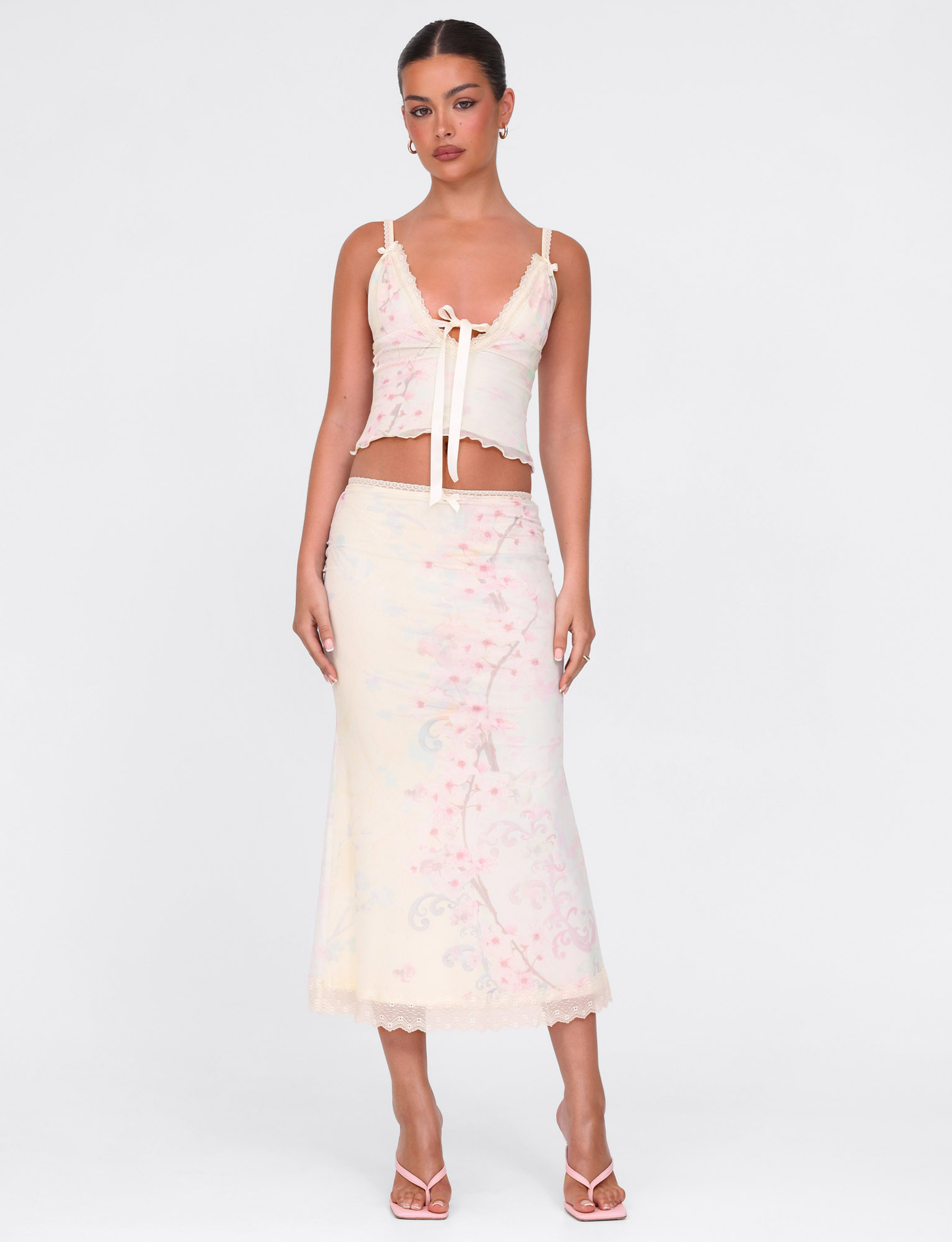 LONIE TOP - NEUTRAL : FLORAL : WASHED CHERRY BLOSSOM